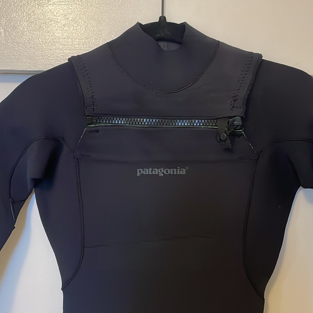 Patagonia R1 Yulex Wetsuit Women’s Size 4